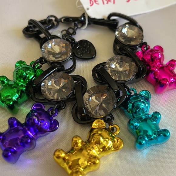 Betsey Johnson BNWT Punk N Spice black enamel link Gummy Bear charm bracelet - Picture 2 of 7